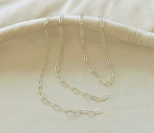 Mid-Kelly Silver Necklace